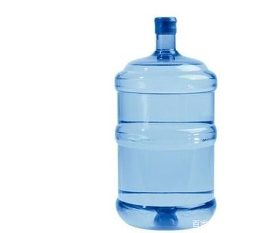 自來(lái)水和桶裝水，誰(shuí)才是健康之選？科學(xué)解析讓你不再困惑